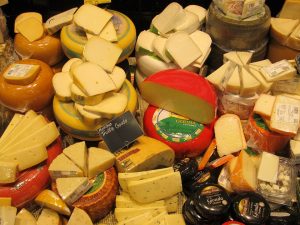 cheeses-389687_960_720