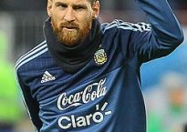 250px-Lionel_Messi_2017