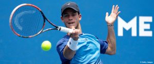 MELBOURNE, AUSTRALIA - JANUARY 19:  Diego Schwartzman of Argentina plays a forehand in his first round match against John Millman of Australia during day two of the 2016 Australian Open at Melbourne Park on January 19, 2016 in Melbourne, Australia.  (Photo by Darrian Traynor/Getty Images)